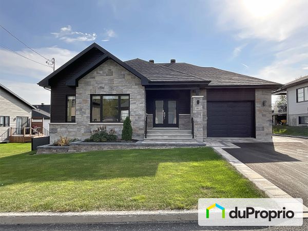 87 rue Roy, Ste-Claire for sale
