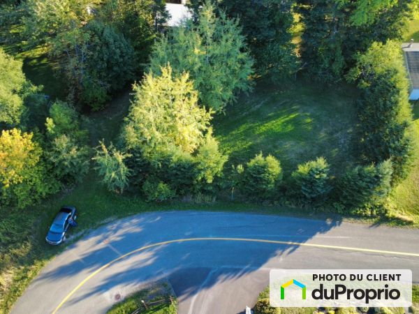 Vue aérienne - , rue des Cyprès, Caplan à vendre