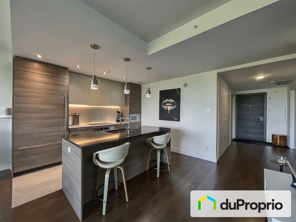 504-9 boulevard des Prairies, Laval-des-Rapides for sale