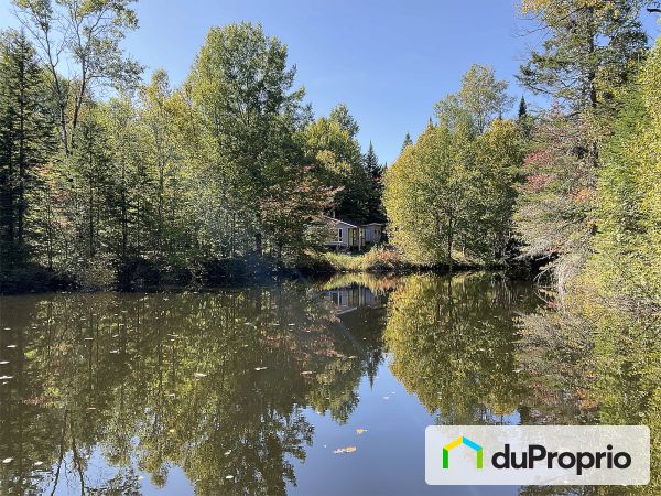 4025, avenue du lac Saint-Charles, Lac-St-Charles à vendre