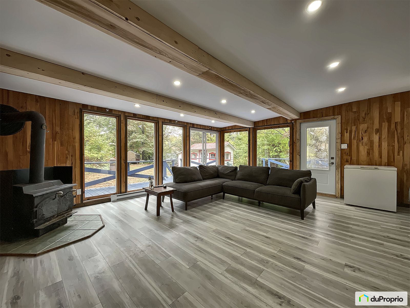 455 Rue De La Montagne — photo 2
