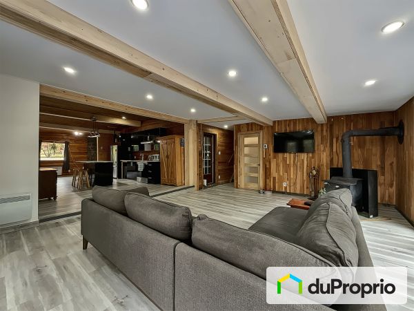 455 rue de la Montagne, ND-Du-Mont-Carmel for sale