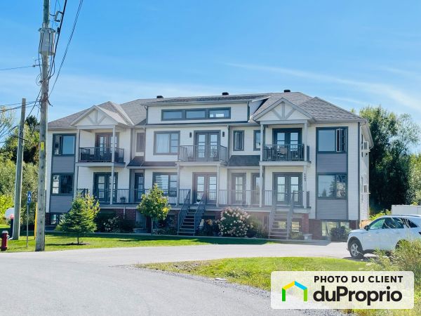 4-1443, place Moïse-Therrien, St-Lazare à vendre