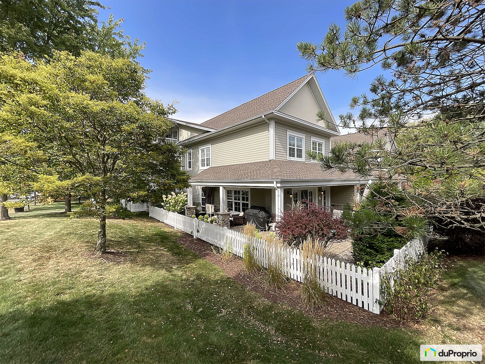 104 130 Boulevard De Bromont — photo 3