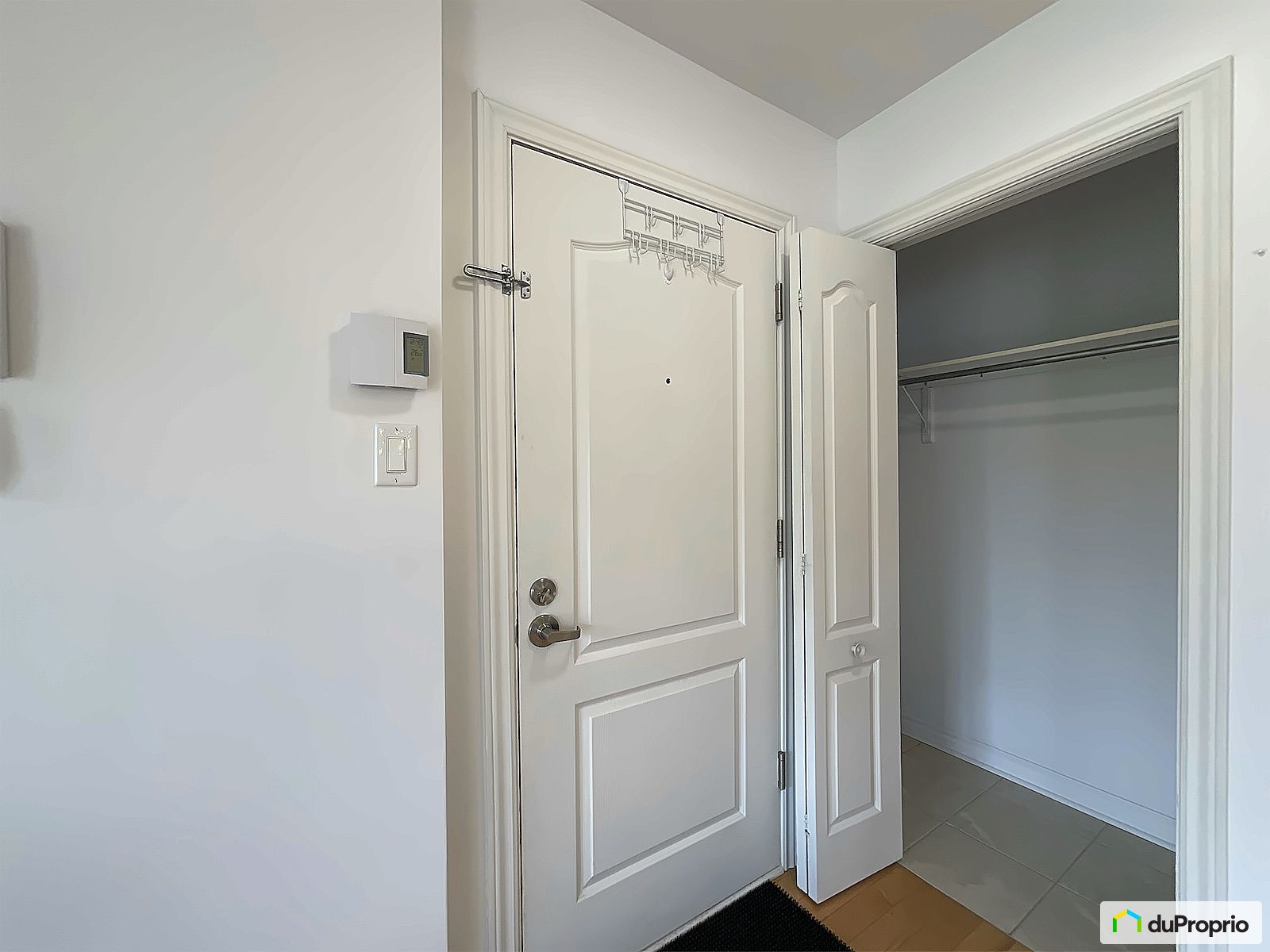 6 429 21E Avenue — photo 2