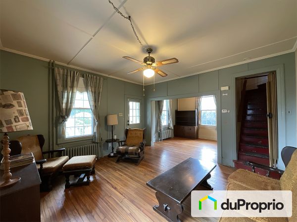 127, chemin du Bord-du-Lac-Lakeshore, Pointe-Claire à vendre