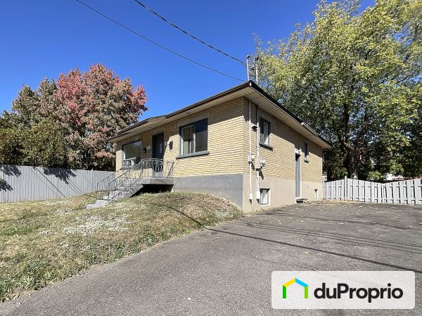 Vue côté - 2213-2215, rue Dollard, Longueuil (Vieux-Longueuil) à vendre