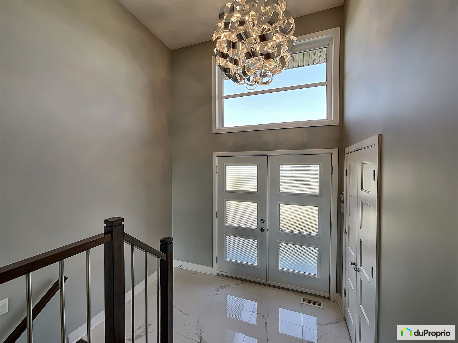 11285 Rue Pierre Mercure — photo 3