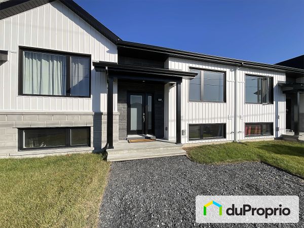 189 rue Charles-Grenier, East Angus for sale