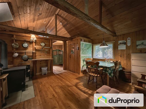 Property sold in Weedon