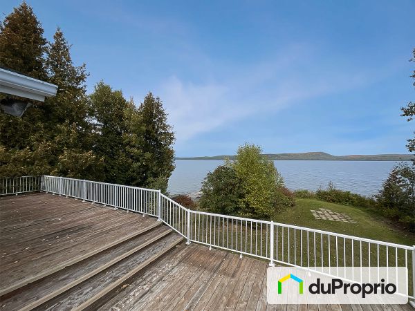 156, rue des Cèdres, Val-Brillant à vendre