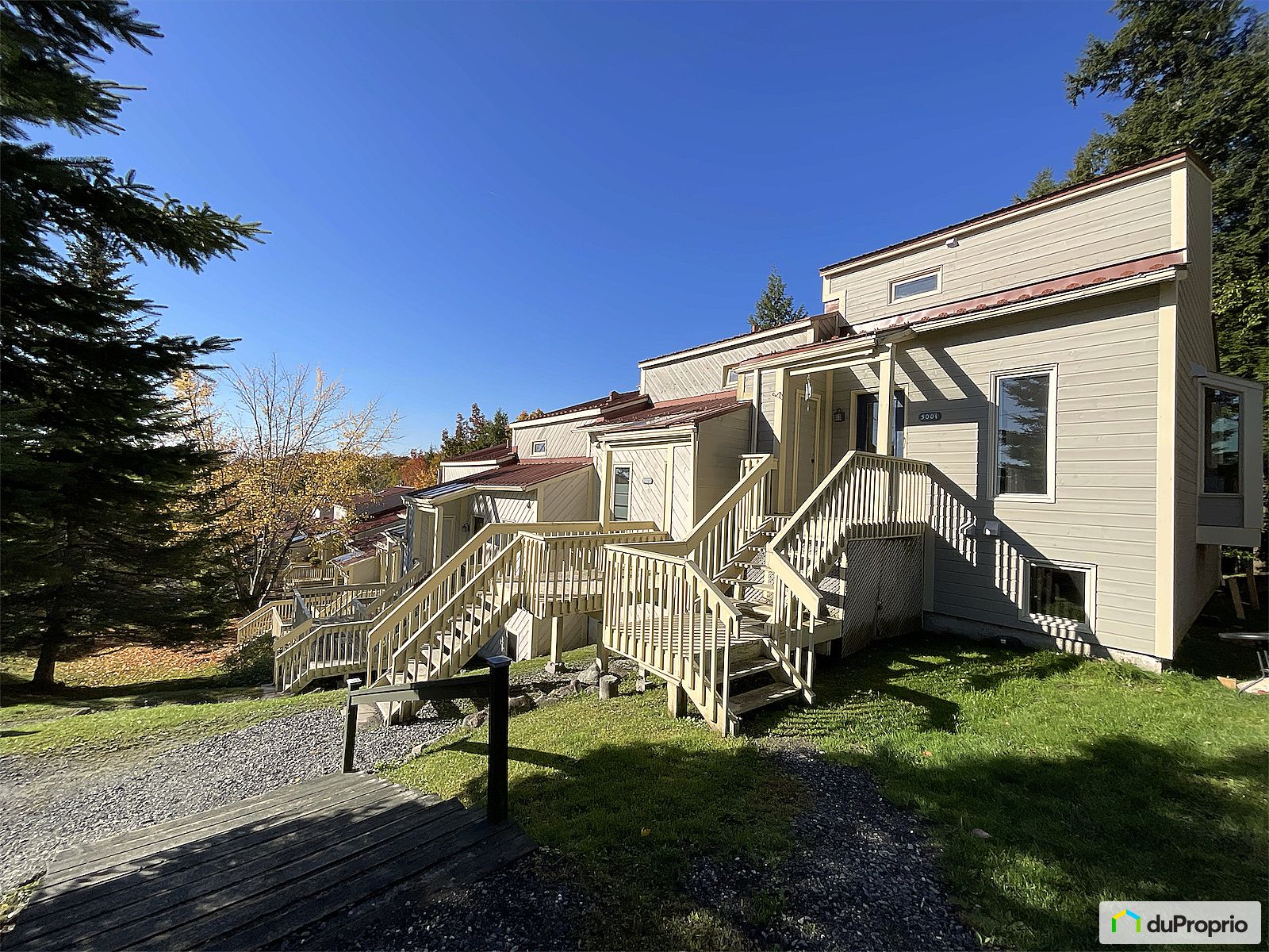 5001 Chemin Du Parc — photo 3