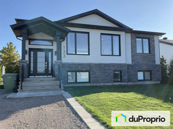 133 rue Guay, Roberval for sale