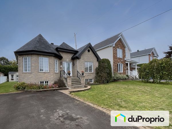 10 rue de la Cascade, St-Basile-Le-Grand for sale