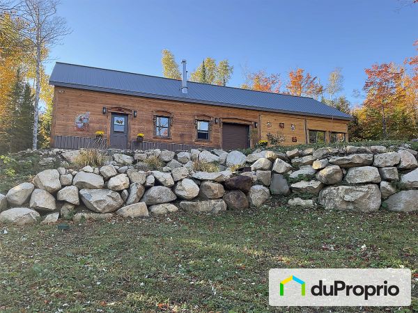 755, chemin du Lac-Paré, Chertsey à vendre