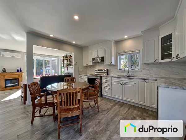 Kitchen - 469 2e avenue, Weedon for sale