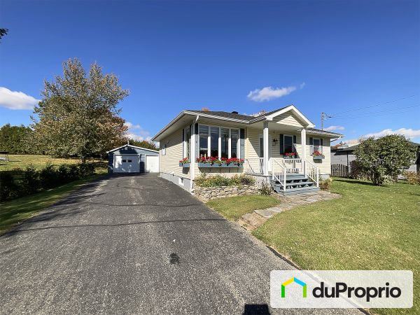 469, 2e avenue, Weedon à vendre