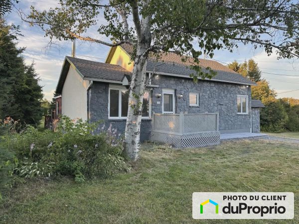 315 boulevard Perron Ouest, Caplan for sale