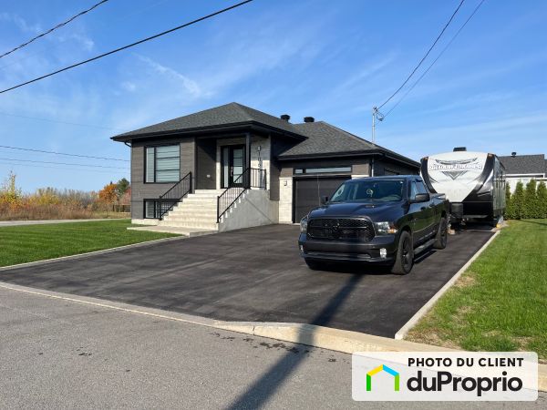 1065 avenue des Trèfles, Bécancour (Ste-Angèle) for sale