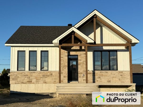 800 rue du Campanile, Drummondville (Drummondville) for sale