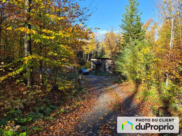 2100 chemin du lac Mulet, Mont-Blanc (St-Faustin-Lac-Carré) for sale