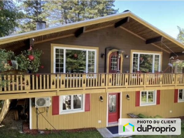 2 chemin du Ruisseau, Lac-Beauport for sale