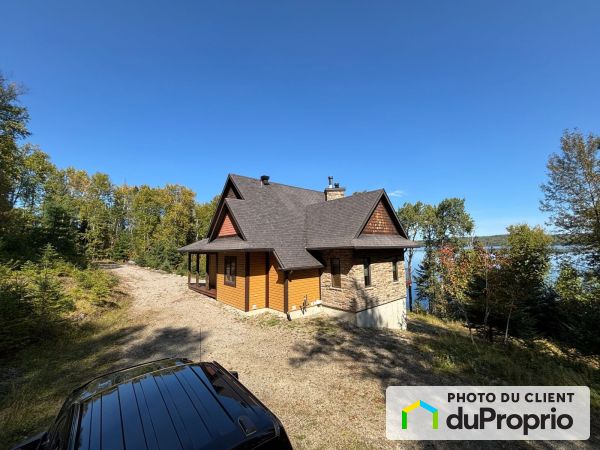 20, chemin des Cantonniers Nord, St-Michel-Des-Saints à vendre