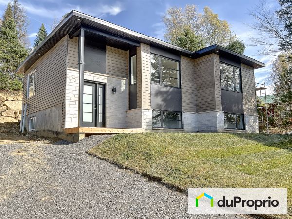 A-8, rue Clavet, Ste-Brigitte-De-Laval à vendre