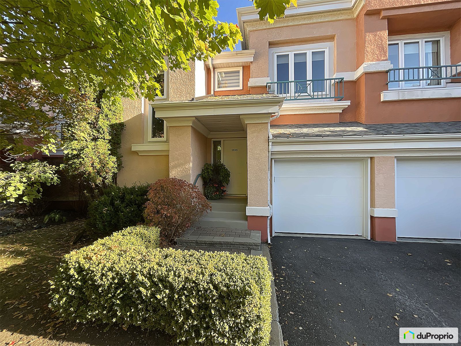 1585 Rue Adoncour — photo 1