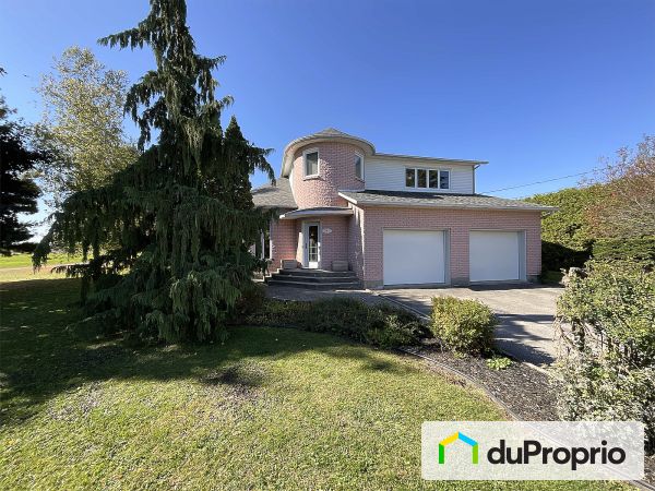 381 rue Bergeron, Godmanchester for sale