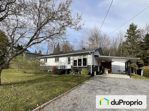 828, 7e rue Ouest, Degelis à vendre