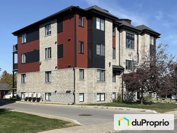 1-180, rue des Sittelles, Chateauguay à vendre