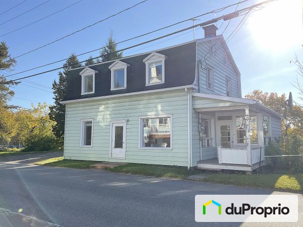 600, rue Tessier Est, St-Casimir à vendre