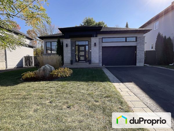 2023 rue de l&#39;Estran, St-Jérôme (Bellefeuille) for sale