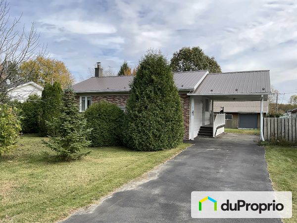 215 rang Nord, Ste-Victoire-De-Sorel for sale