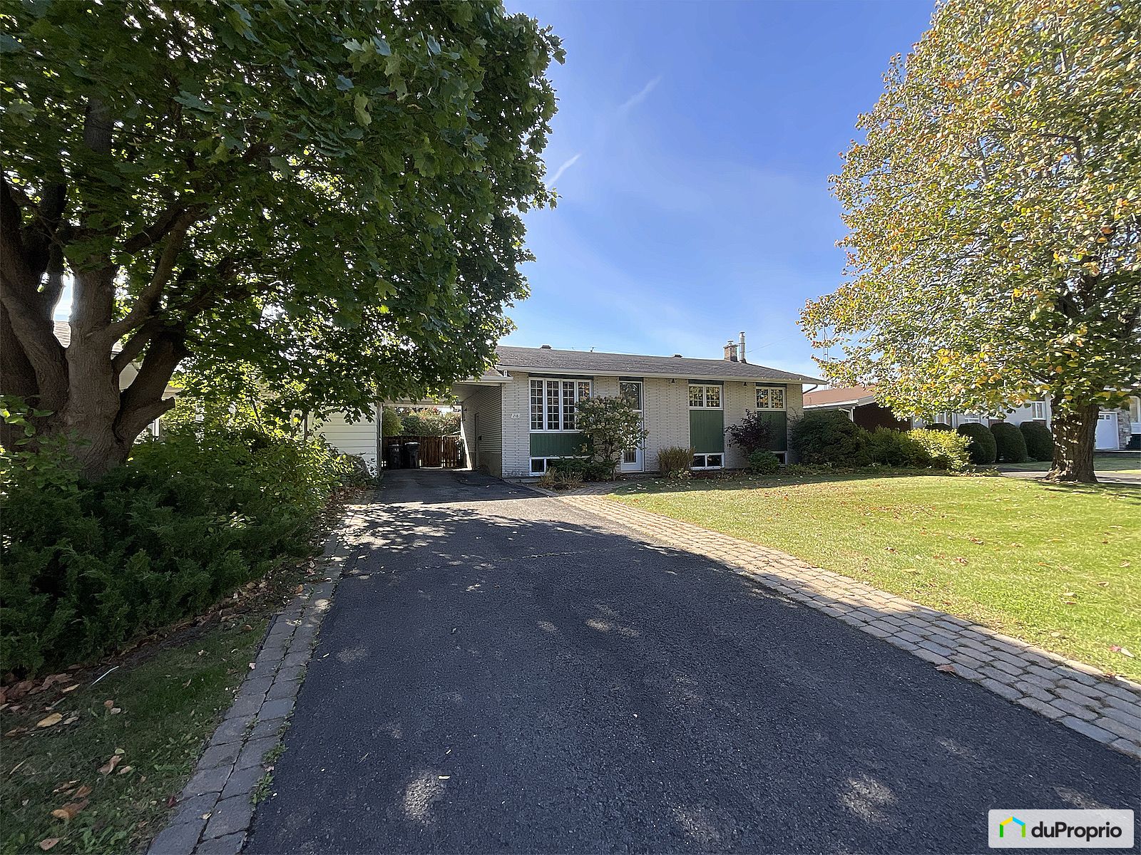 218 Rue Freniere — photo 1