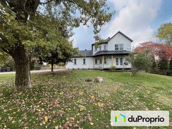 890 rue Marcil, Granby for sale