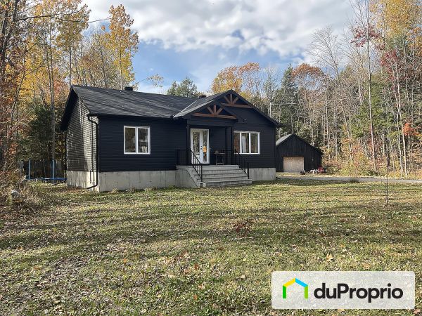 149 chemin de la Topaze, L'Ange-Gardien-Outaouais for sale