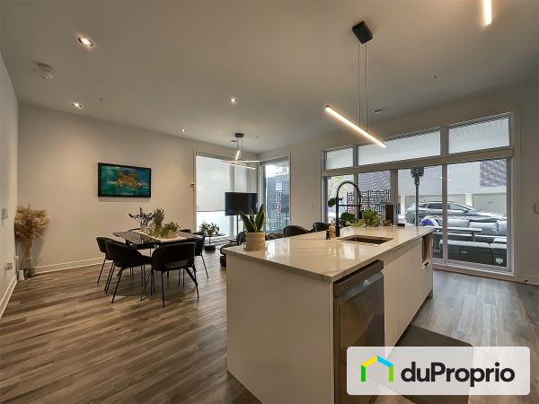 106-455, rue des Marronniers, Candiac à vendre