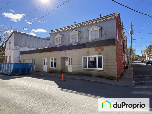 254, rue Saint-Ambroise, Saint-Sauveur à vendre