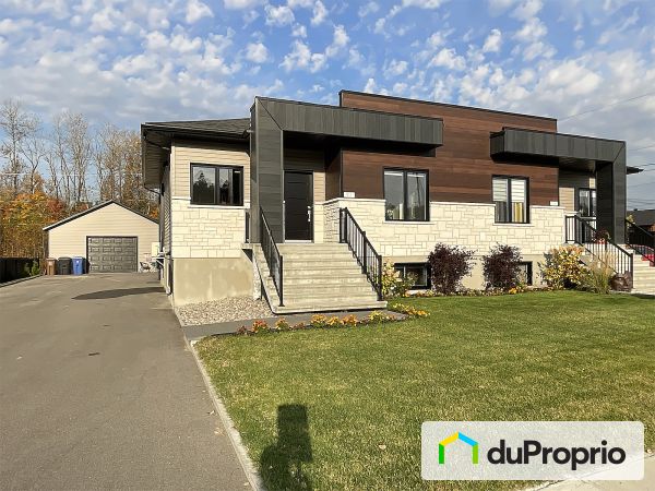 913, rue Delisle, Chicoutimi (Chicoutimi-Nord) à vendre
