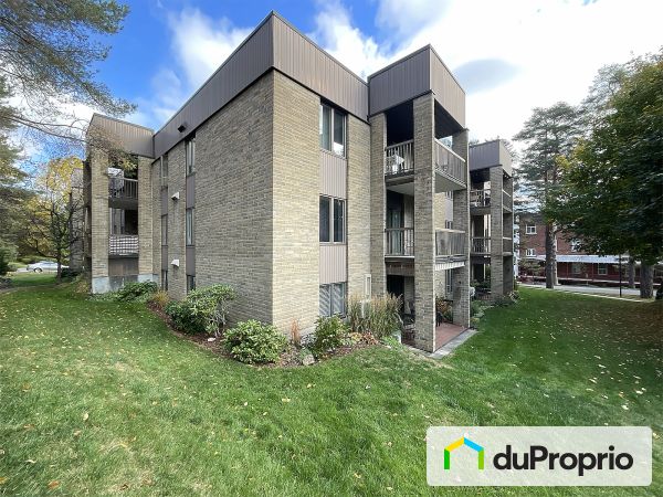 301-1410 rue Desgagné, Sherbrooke (Jacques-Cartier) for sale