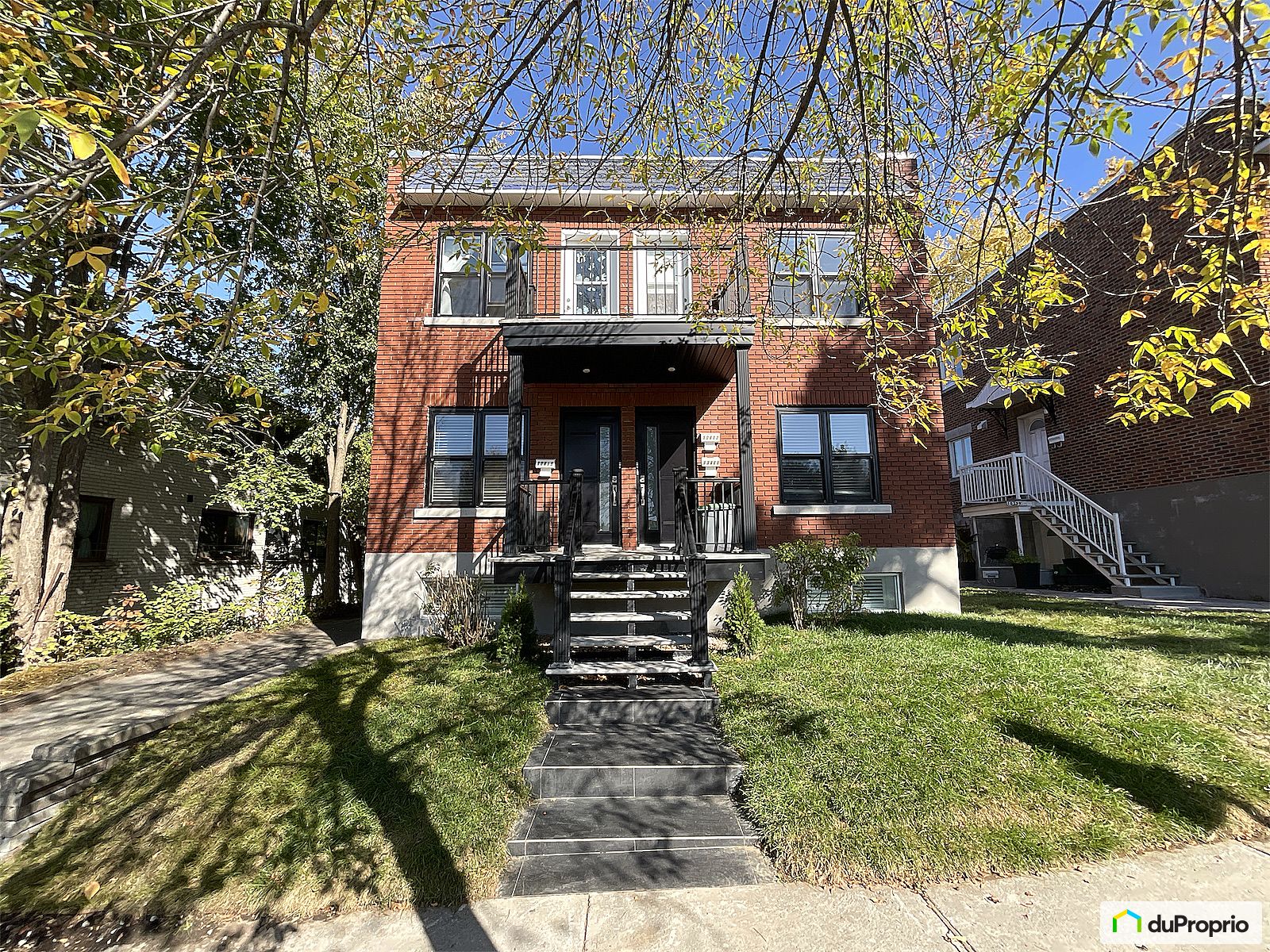 10415 10417 10419 Rue Saint Hu — photo 1