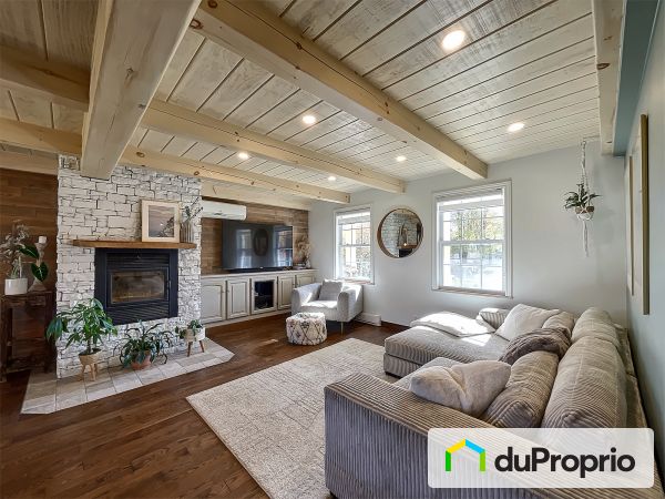 Salle familiale - 345, rue de l&#39;Étourneau, Terrebonne (Terrebonne) à vendre