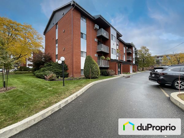 1-55 rue Reid, St-Lambert for sale