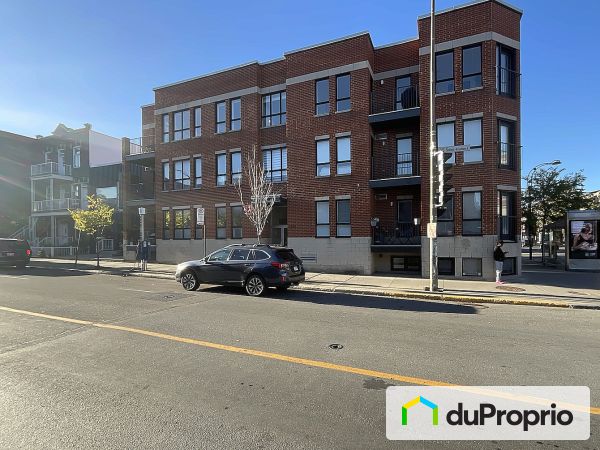 202-8084, rue Saint-Hubert, Villeray / St-Michel / Parc-Extension à vendre