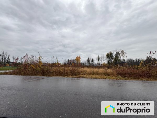 43 rue du Boisé, St-Apollinaire for sale