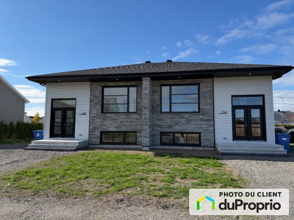 344-346 rue Antoine-Picard, St-Jean-Port-Joli for sale