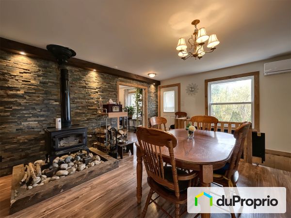 Salle à manger - 131, rue Gravel, ND-De-Lourdes à vendre