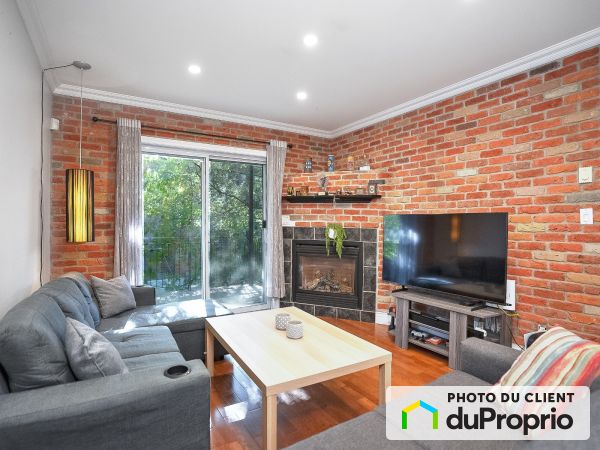 Salon - 2142, rue du Havre, Ville-Marie (Centre-Ville et Vieux-Montréal) à vendre